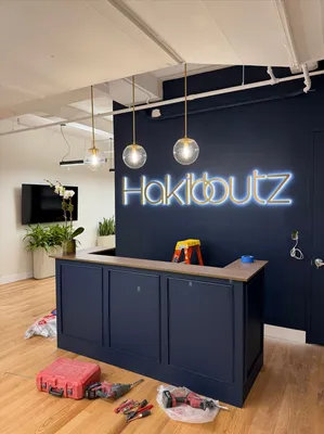 Hakibbutz is a boutique coworking space in NYC This is there first office in the United States