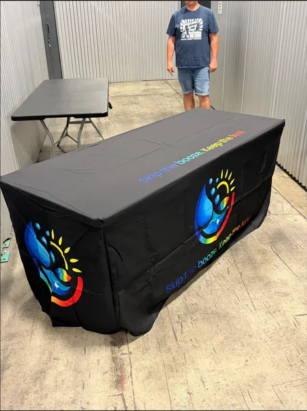 SoBar is a drug-free driver that has mobile counters We really like working with table covers since they are always fast and very professional They help find errors before they print so that the end result is always up to par