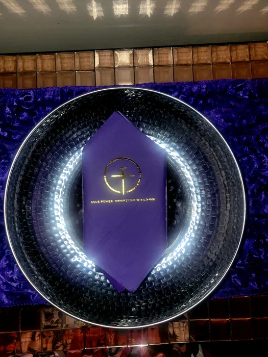 CustomPromoNow.co.uk - Custom Foil Stamped Luncheon Napkin