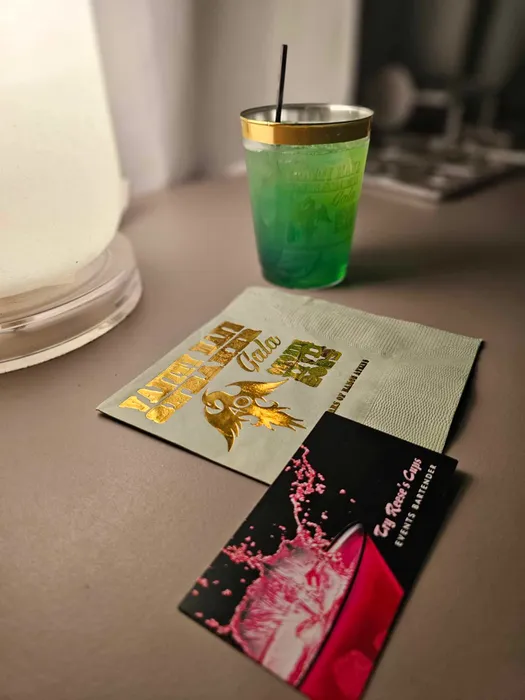 CustomPromoNow.co.uk - Custom Foil Stamped Beverage Napkin