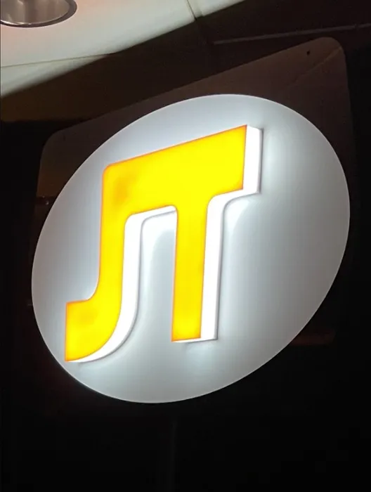 CustomPromoNow.co.uk - Sidelit Sign