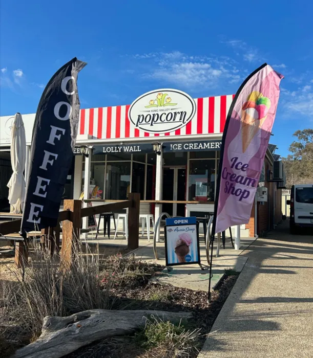 CustomPromoNow.co.uk - Swooper Flag