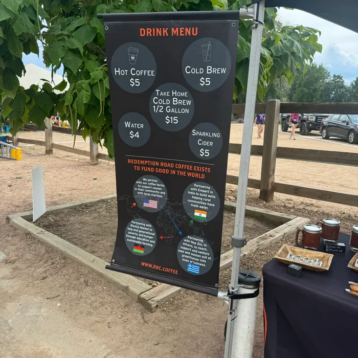 CustomPromoNow.co.uk - Pole Banners