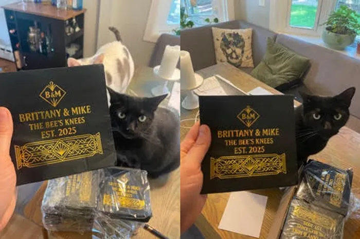 CustomPromoNow.co.uk - Custom Foil Stamped Beverage Napkin